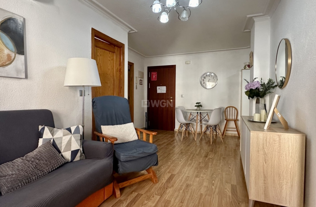 Reventa - Apartamento / piso - Torrevieja - Costa Blanca