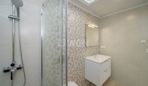 Wiederverkauf - Villa - Avileses - Inland