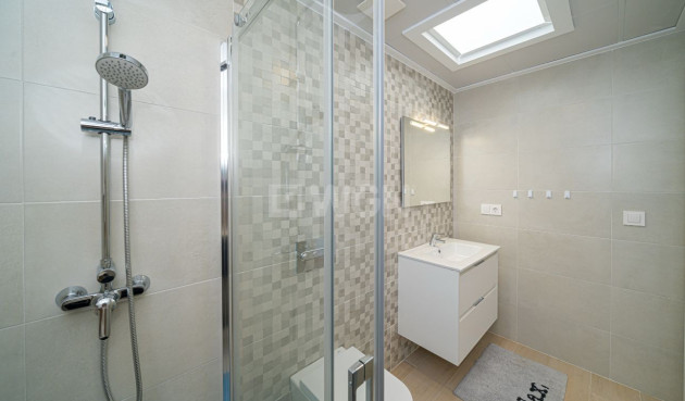 Wiederverkauf - Villa - Avileses - Inland