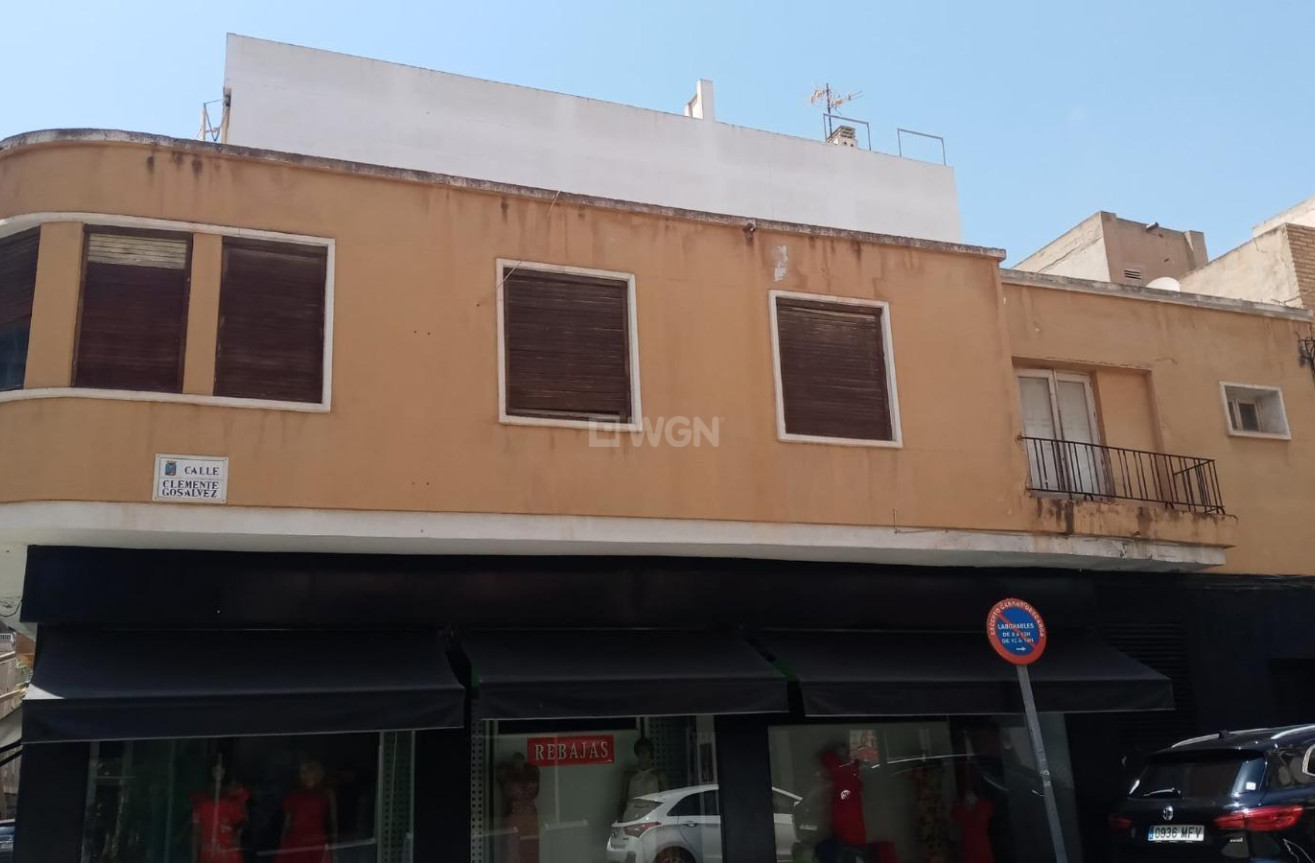 Resale - Plot / Land - Torrevieja