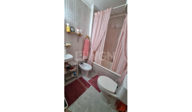 Wiederverkauf - Wohnung - Torrevieja - Playa del Cura