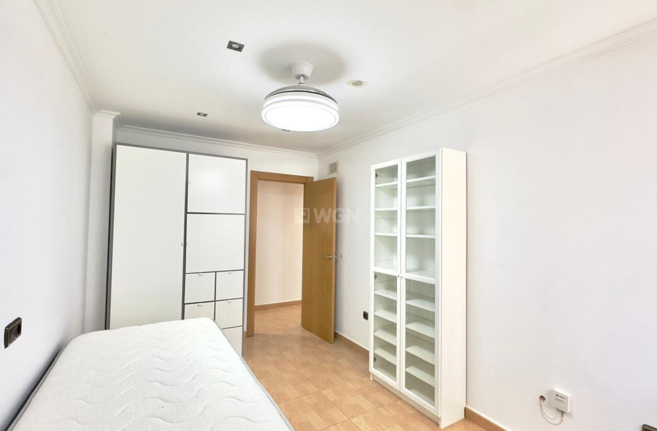 Reventa - Apartamento / piso - Torrevieja - Centro