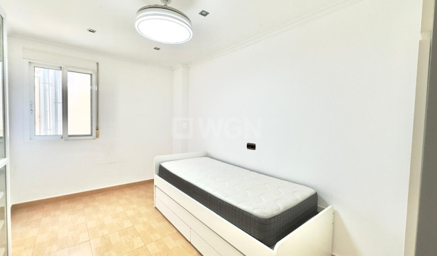 Reventa - Apartamento / piso - Torrevieja - Centro