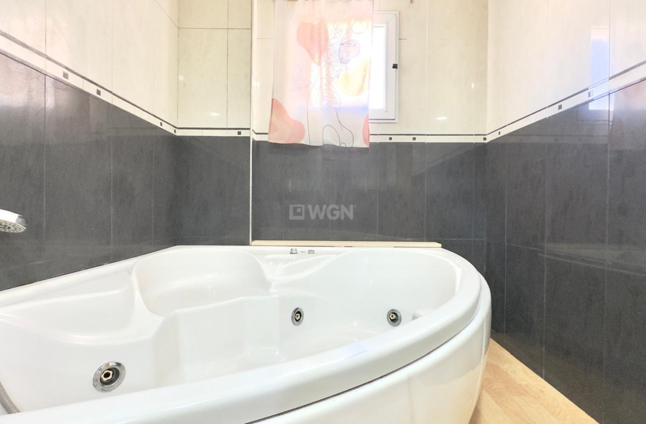 Reventa - Apartamento / piso - Torrevieja - Centro