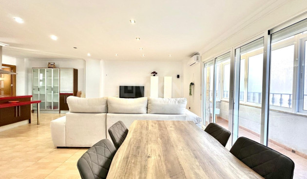 Reventa - Apartamento / piso - Torrevieja - Centro