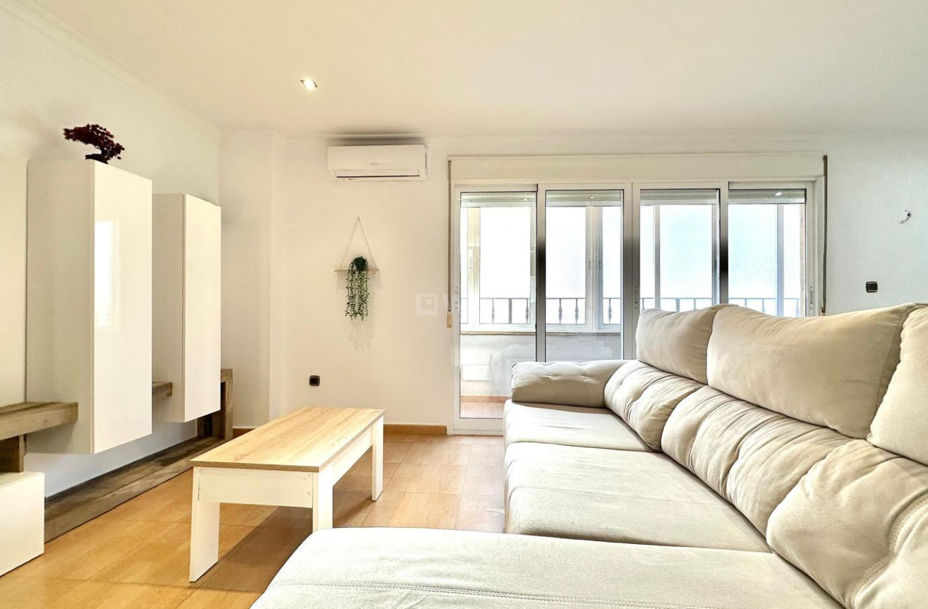 Reventa - Apartamento / piso - Torrevieja - Centro