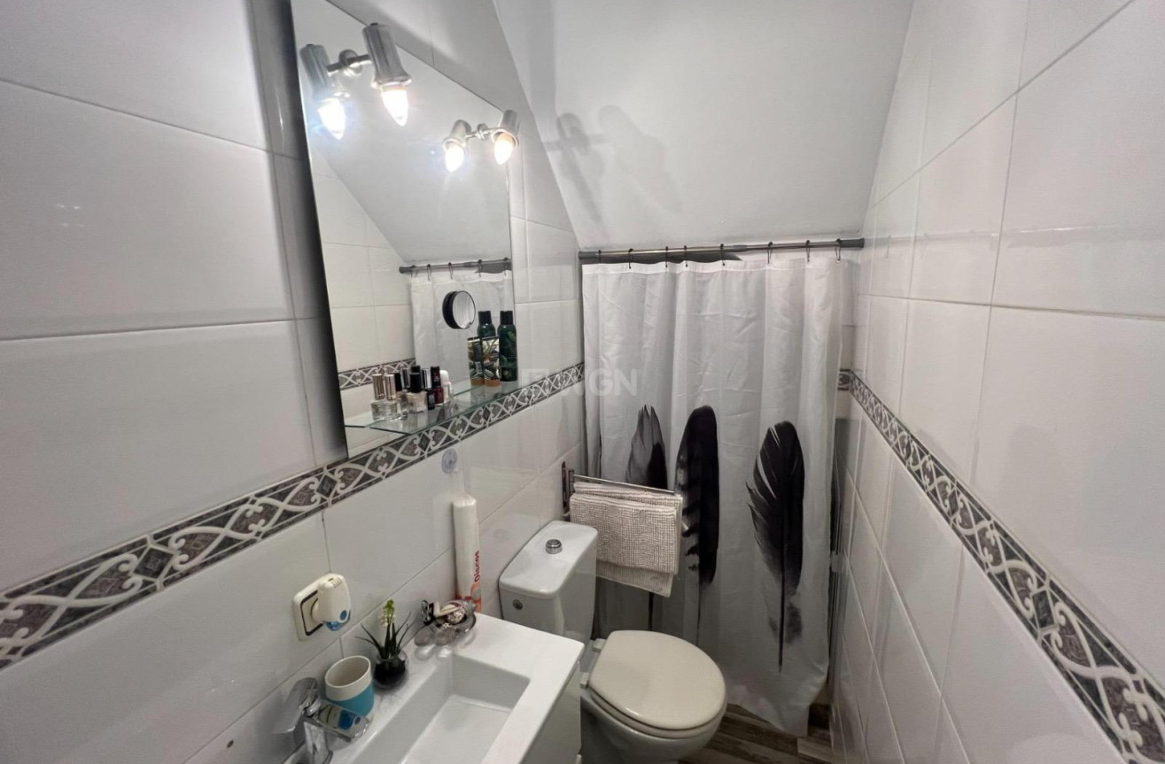 Odsprzedaż - Kamienica - Torrevieja - Calas Blanca