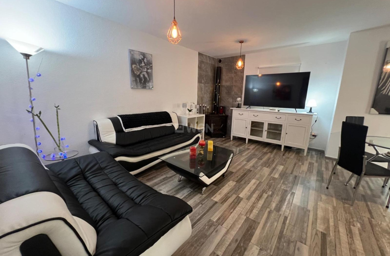 Odsprzedaż - Kamienica - Torrevieja - Calas Blanca