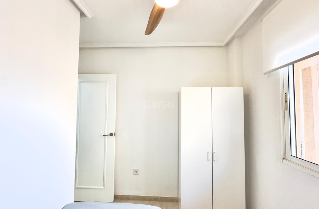 Wiederverkauf - Wohnung - Torrevieja - Centro