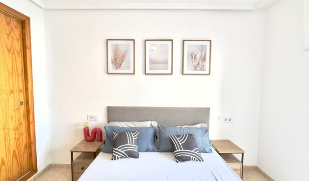 Wiederverkauf - Wohnung - Torrevieja - Centro