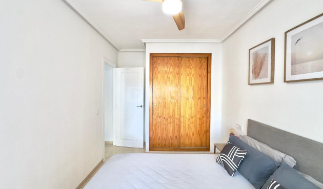 Wiederverkauf - Wohnung - Torrevieja - Centro
