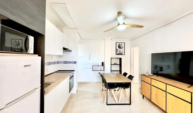 Wiederverkauf - Wohnung - Torrevieja - Centro