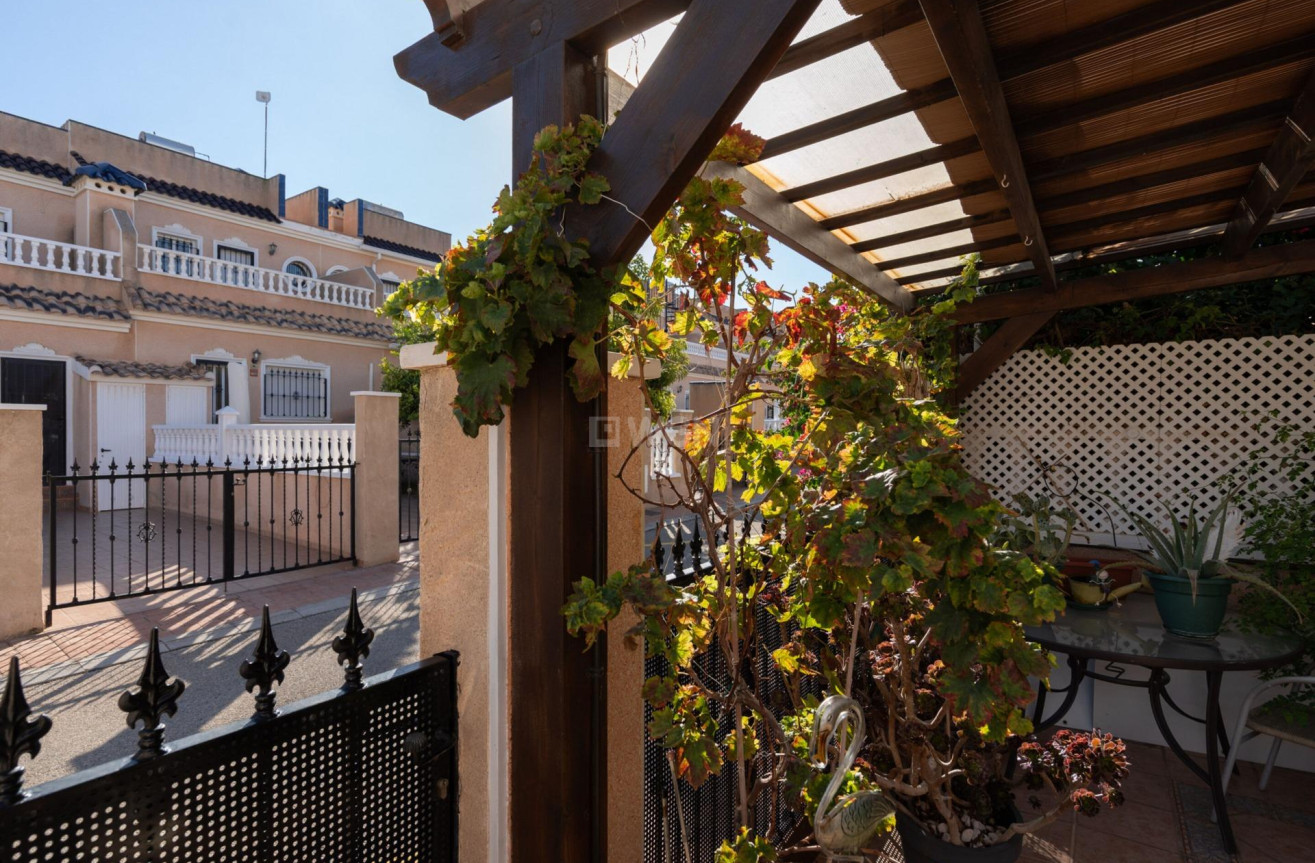 Wiederverkauf - Stadthaus - Orihuela Costa - Los Dolses