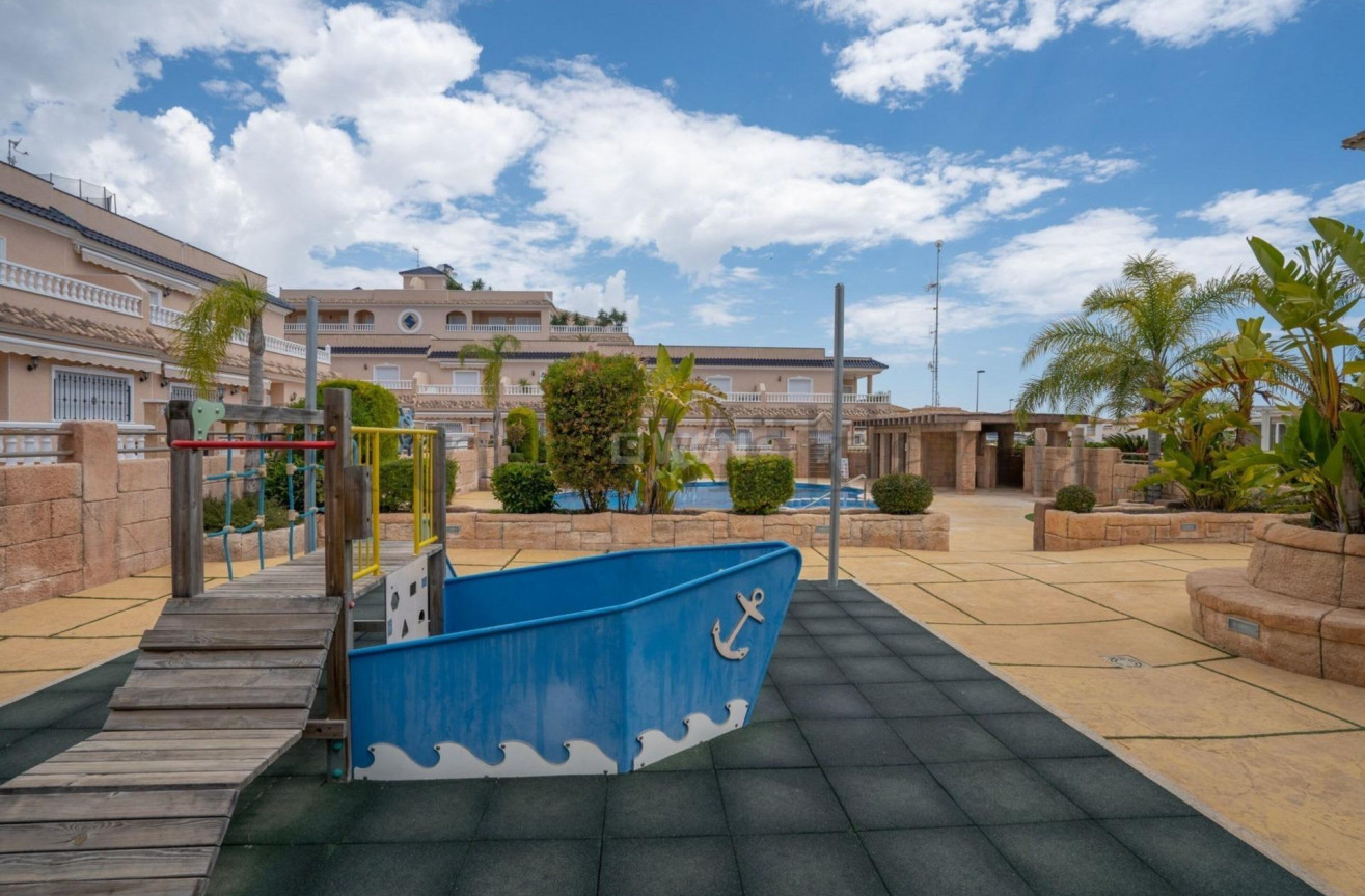 Wiederverkauf - Stadthaus - Orihuela Costa - Los Dolses