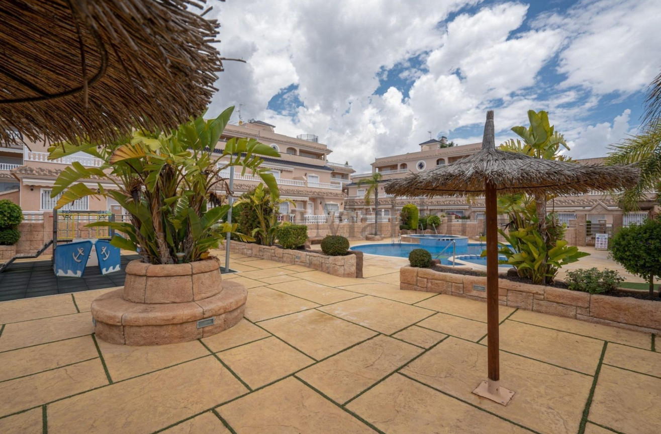 Wiederverkauf - Stadthaus - Orihuela Costa - Los Dolses