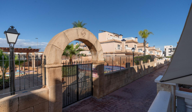 Wiederverkauf - Stadthaus - Orihuela Costa - Los Dolses