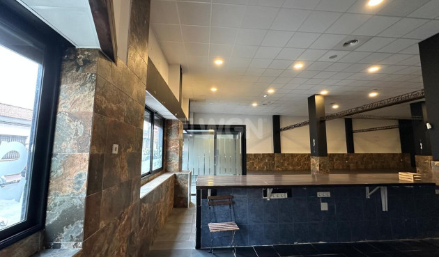 Wiederverkauf - Kommerziell - Torrevieja - Paseo Maritimo