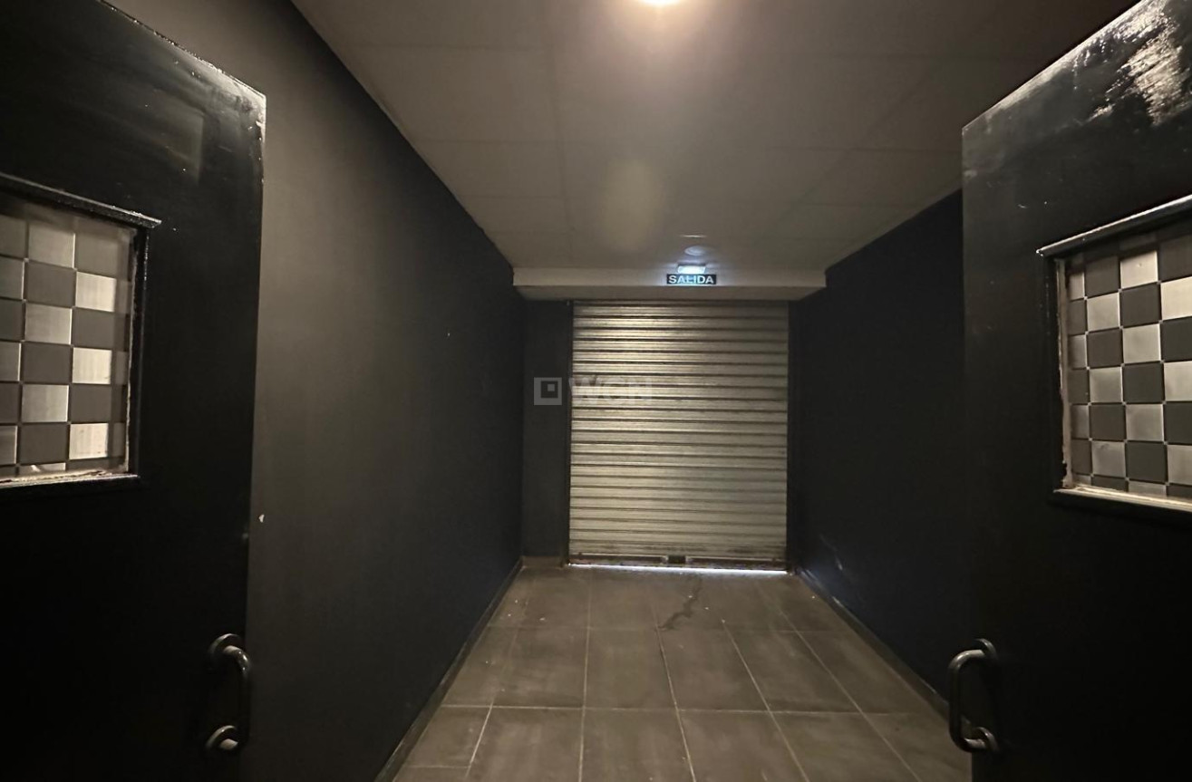 Wiederverkauf - Kommerziell - Torrevieja - Paseo Maritimo