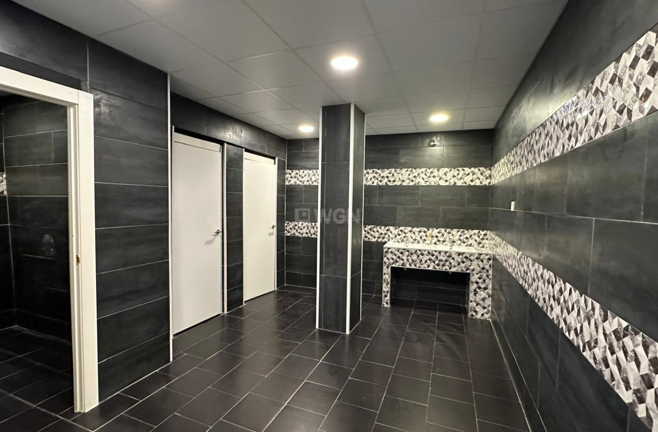 Wiederverkauf - Kommerziell - Torrevieja - Paseo Maritimo