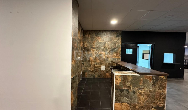 Wiederverkauf - Kommerziell - Torrevieja - Paseo Maritimo