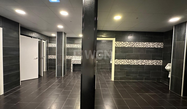 Wiederverkauf - Kommerziell - Torrevieja - Paseo Maritimo