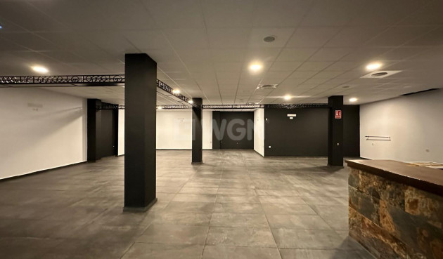 Wiederverkauf - Kommerziell - Torrevieja - Paseo Maritimo