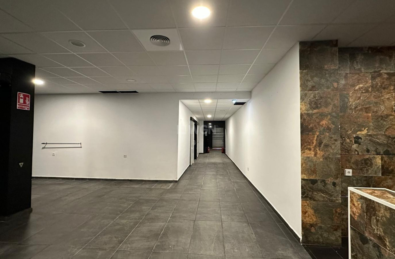 Wiederverkauf - Kommerziell - Torrevieja - Paseo Maritimo