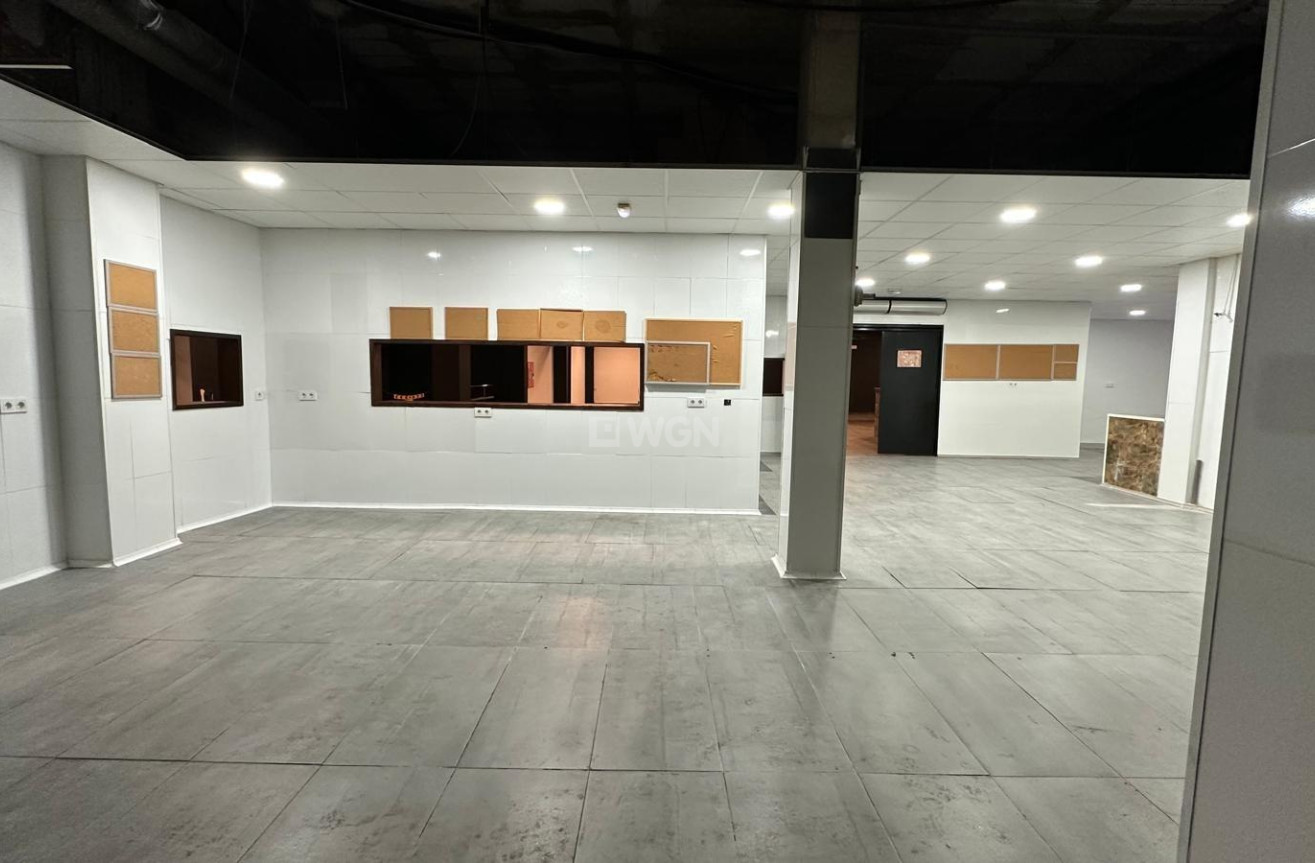 Wiederverkauf - Kommerziell - Torrevieja - Paseo Maritimo