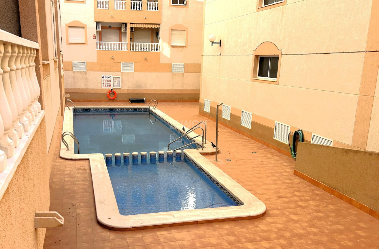 Wiederverkauf - Wohnung - Torrevieja - El Molino