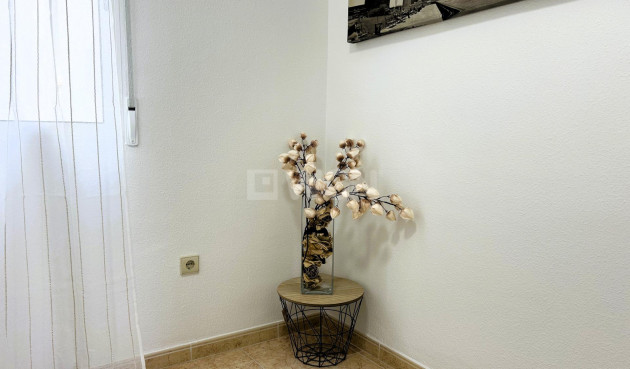 Wiederverkauf - Wohnung - Torrevieja - El Molino