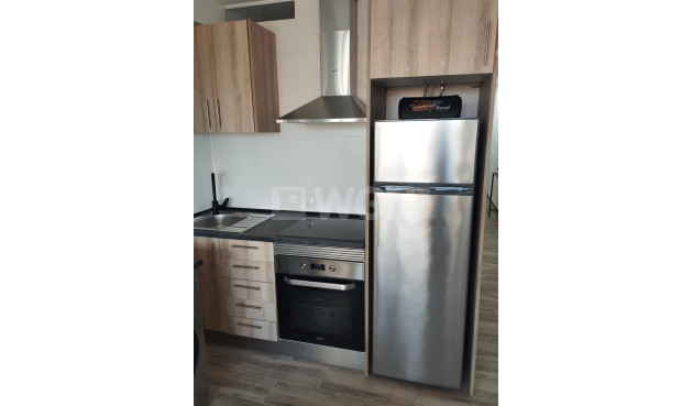 Odsprzedaż - Mieszkanie w bloku - Guardamar del Segura - Pinomar