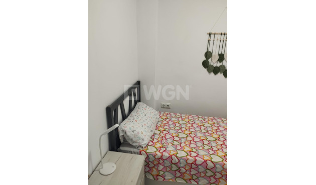 Odsprzedaż - Mieszkanie w bloku - Guardamar del Segura - Pinomar