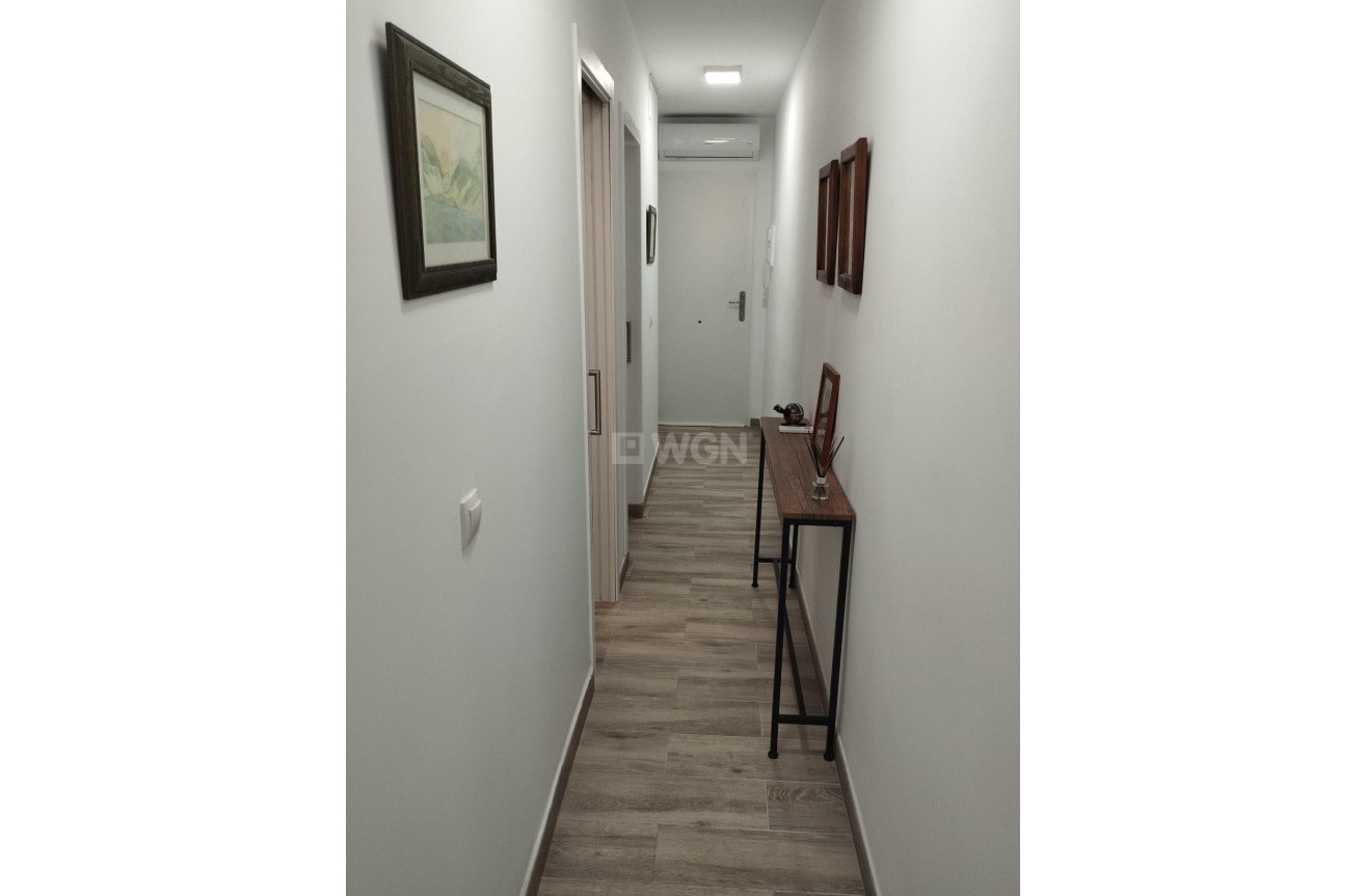 Odsprzedaż - Mieszkanie w bloku - Guardamar del Segura - Pinomar