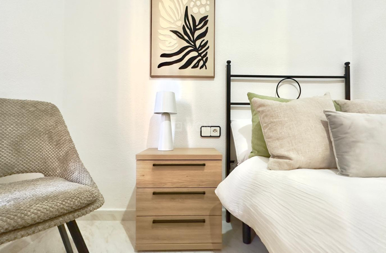 Wiederverkauf - Wohnung - Torrevieja - Playa del Cura