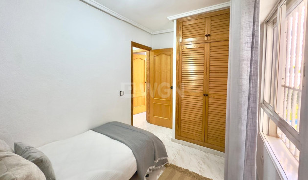 Wiederverkauf - Wohnung - Torrevieja - Playa del Cura