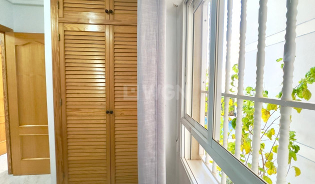 Wiederverkauf - Wohnung - Torrevieja - Playa del Cura