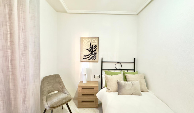 Wiederverkauf - Wohnung - Torrevieja - Playa del Cura