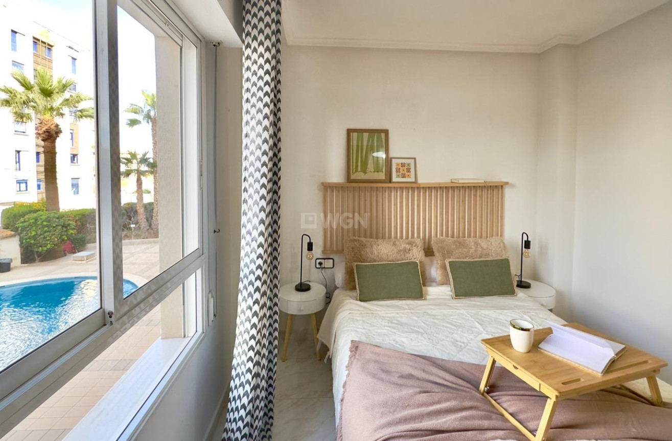 Wiederverkauf - Wohnung - Torrevieja - Playa del Cura