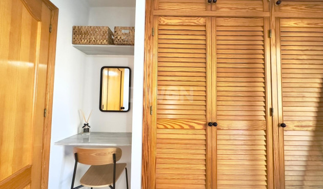 Wiederverkauf - Wohnung - Torrevieja - Playa del Cura