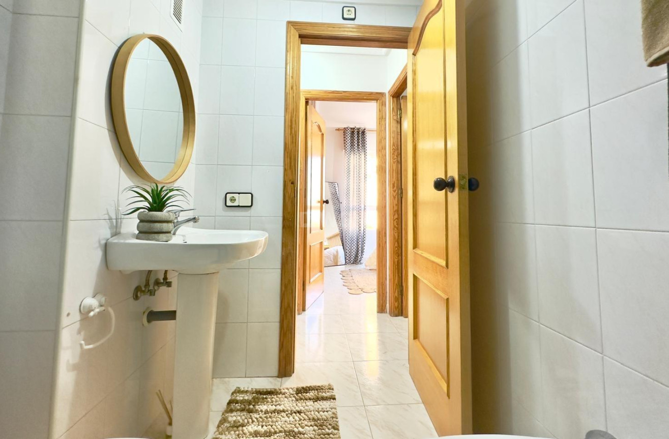 Wiederverkauf - Wohnung - Torrevieja - Playa del Cura