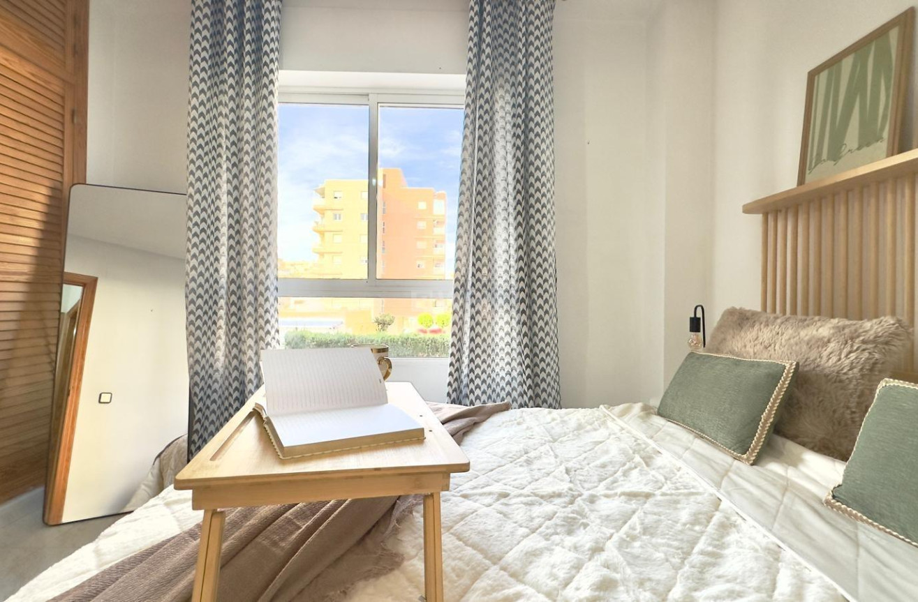 Wiederverkauf - Wohnung - Torrevieja - Playa del Cura