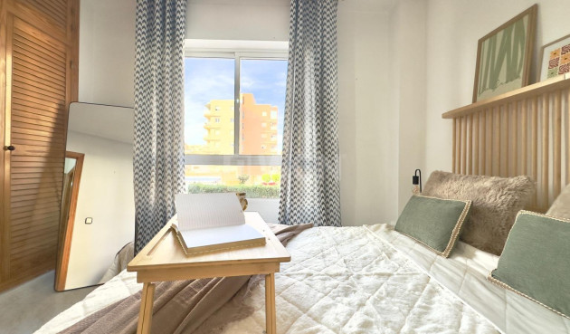 Wiederverkauf - Wohnung - Torrevieja - Playa del Cura