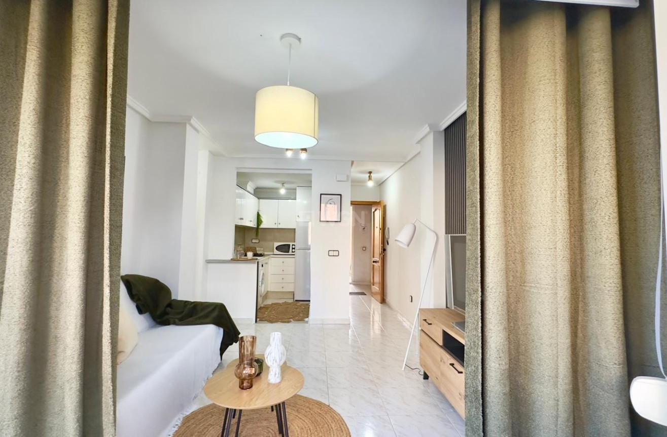 Wiederverkauf - Wohnung - Torrevieja - Playa del Cura