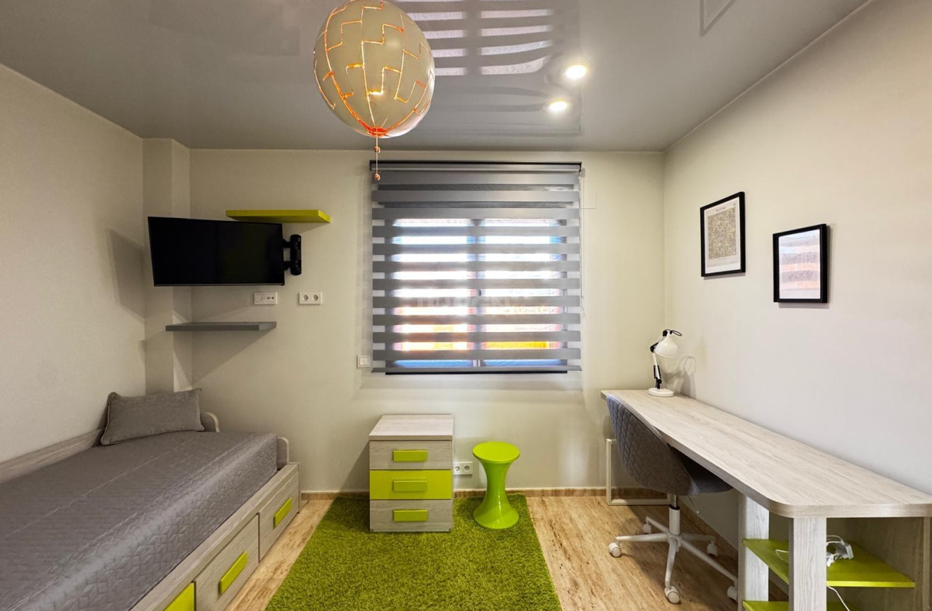 Wiederverkauf - Penthouse - Torrevieja - Estacion De Autobuses