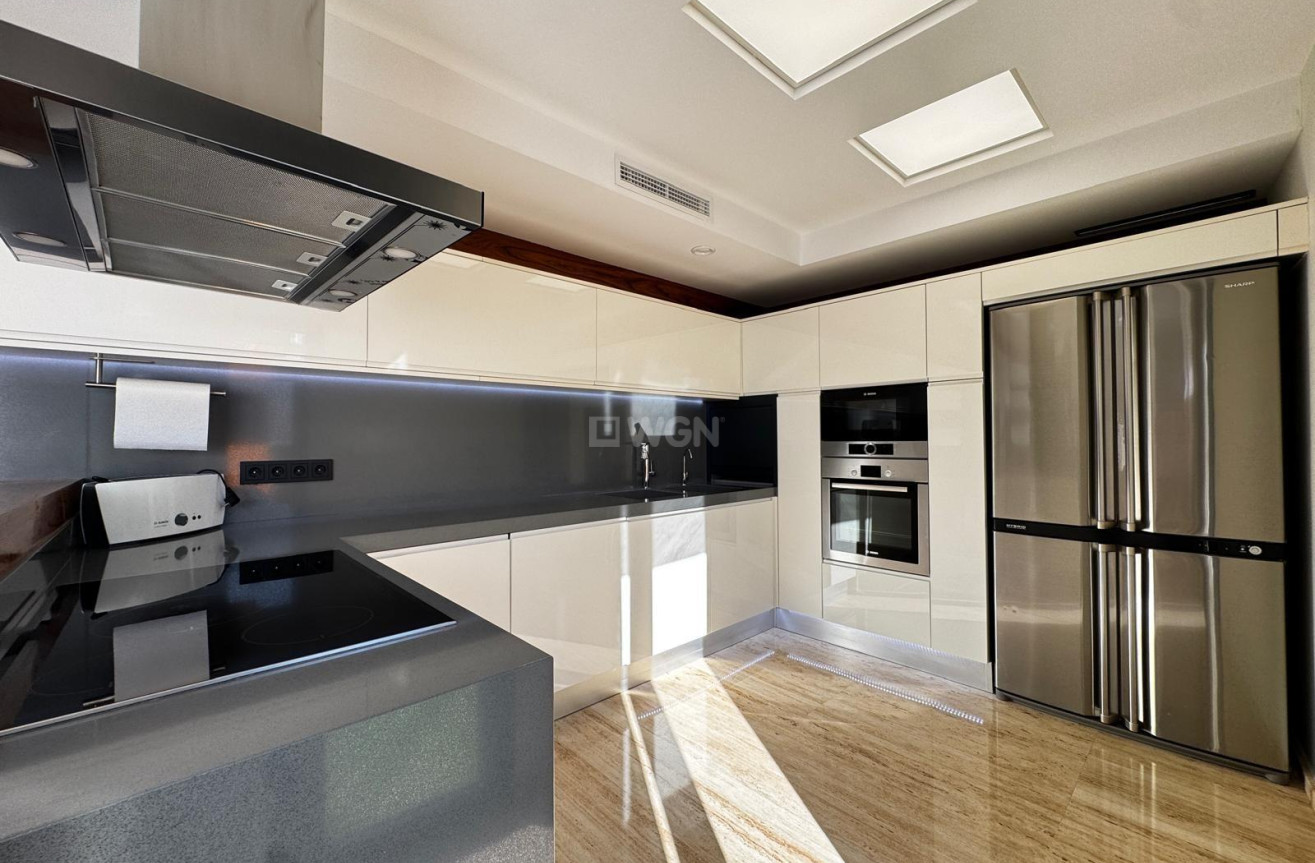 Wiederverkauf - Penthouse - Torrevieja - Estacion De Autobuses