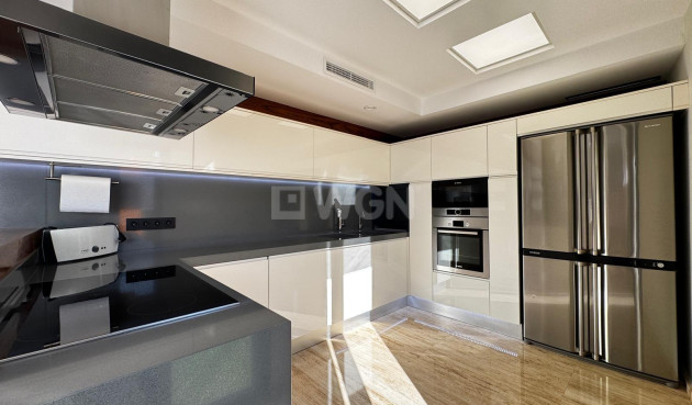 Wiederverkauf - Penthouse - Torrevieja - Estacion De Autobuses