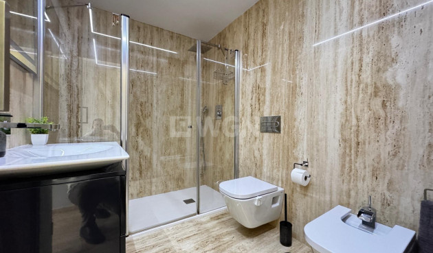 Wiederverkauf - Penthouse - Torrevieja - Estacion De Autobuses