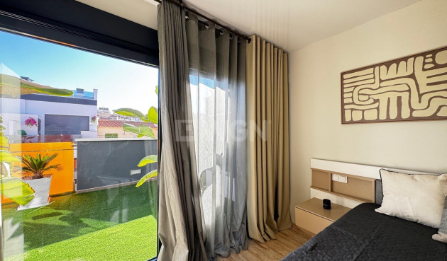 Wiederverkauf - Penthouse - Torrevieja - Estacion De Autobuses