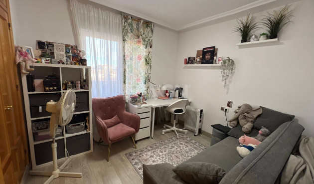 Reventa - Apartamento / piso - Torrevieja - aguas nuevas