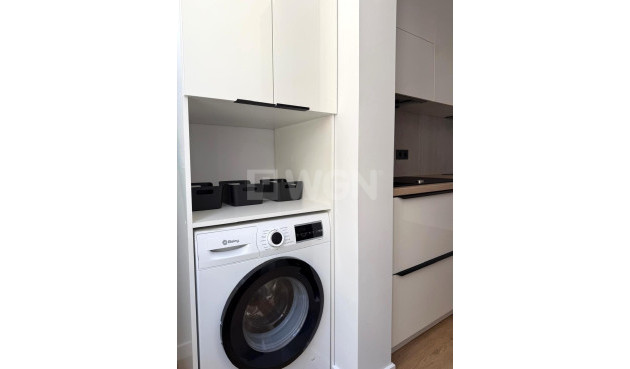 Wiederverkauf - Wohnung - Torrevieja - Paseo Maritimo